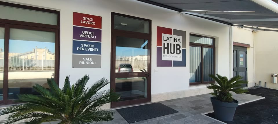 Porta di ingresso principale di Latina Hub